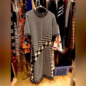 OSCAR DE LA RENTA Checked flared-hem woven midi dress US XL